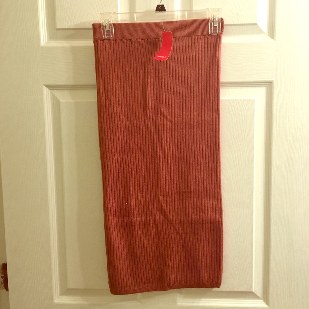 Forever 21 NWT mauve skirt small